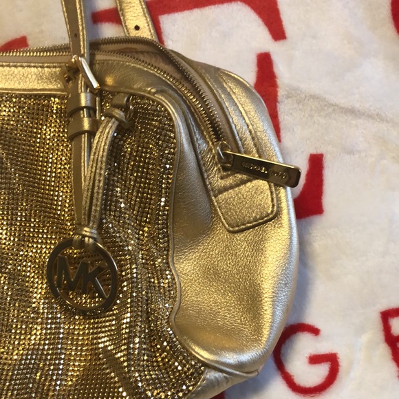 Micheal kors bag - Picture 4 of 5